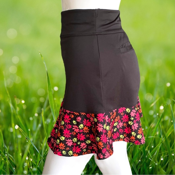 PGA TOUR GOLF/TENNIS/PICKLE BALL SKIRT. FLORAL/BLACK. WOMEN’S SIZE M/M - Picture 4 of 6
